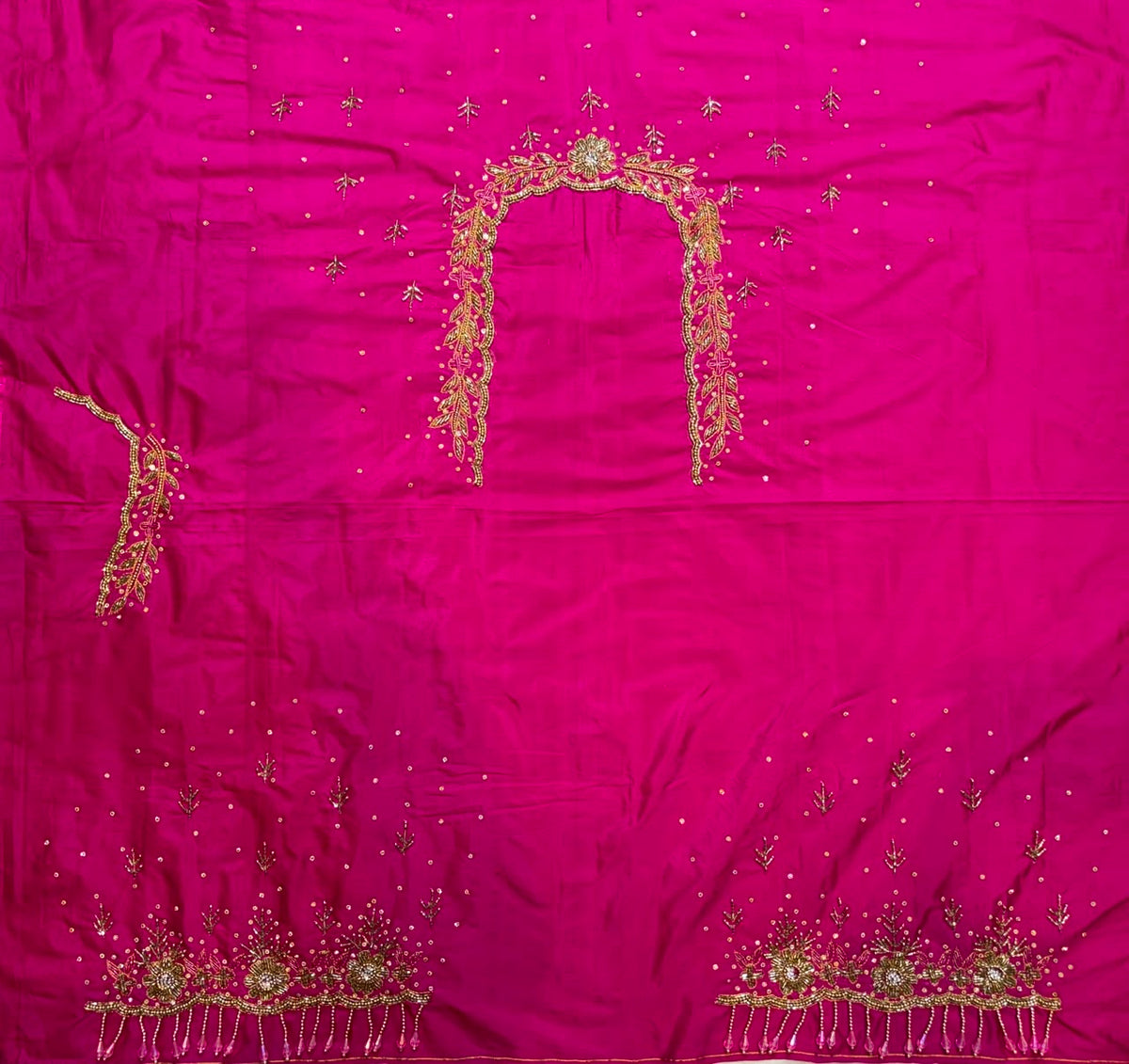 Premium Handcrafted Maggam Work Blouse – Long Tassels & Short Border